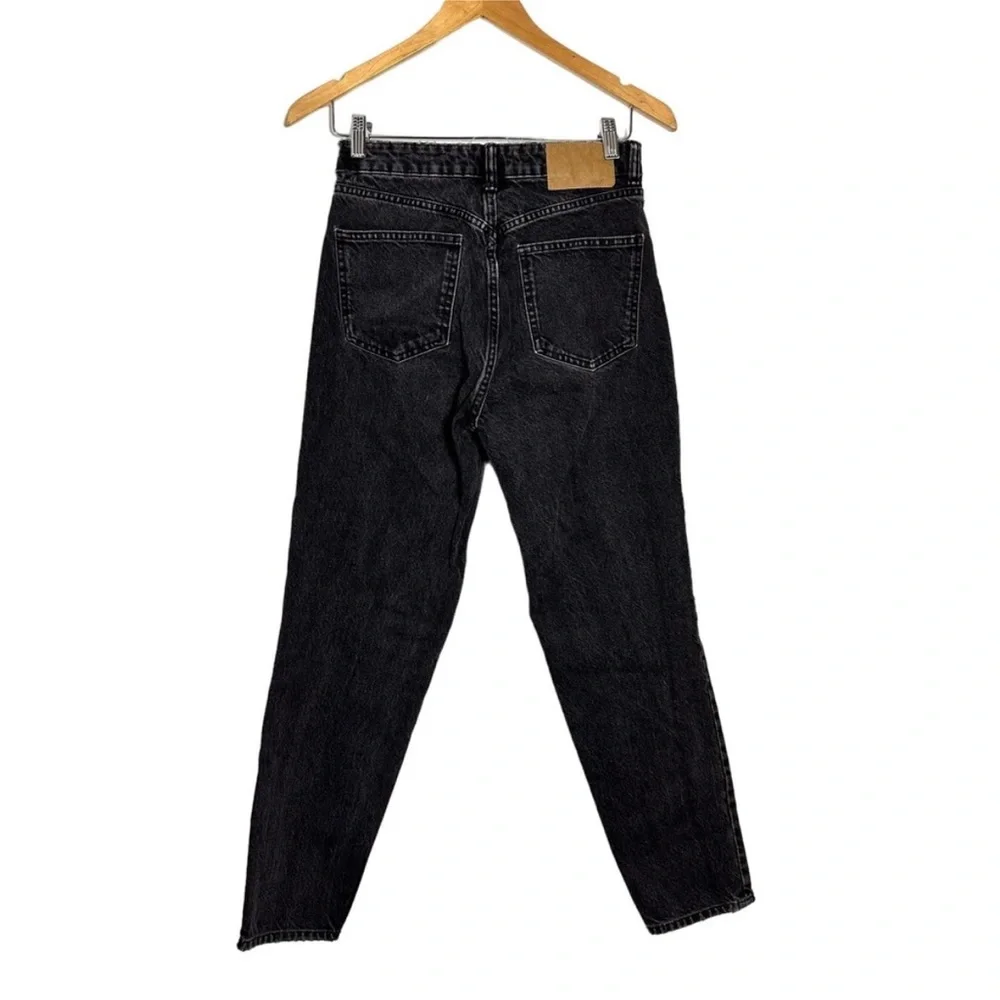 Zara Mom Fit High Rise / high waist Jeans in faded effect Black color - Picture 7 of 7
